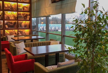 Зал №2 в Зал №1