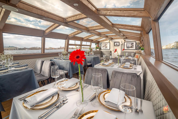 Палуба в «Теплоход "Антверпен"» фотография №3