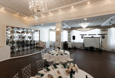 Зал «Классика» в Малый зал