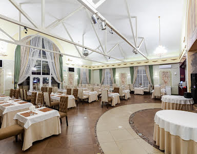  ресторан Венеция на ул. 40 лет Октября