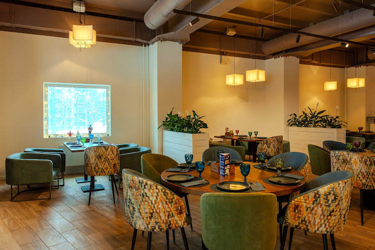 Зал 2 этажа  в «Шато Манави на Профсоюзной» фотография №9