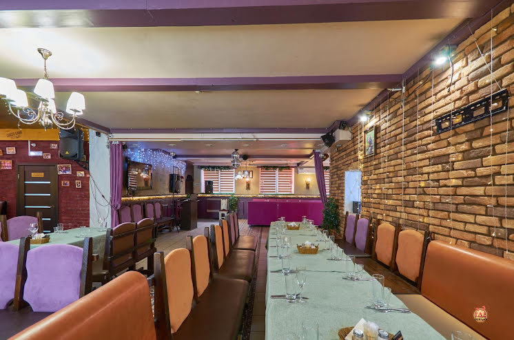 Основной зал в «CHICHI GAGA» фотография №3