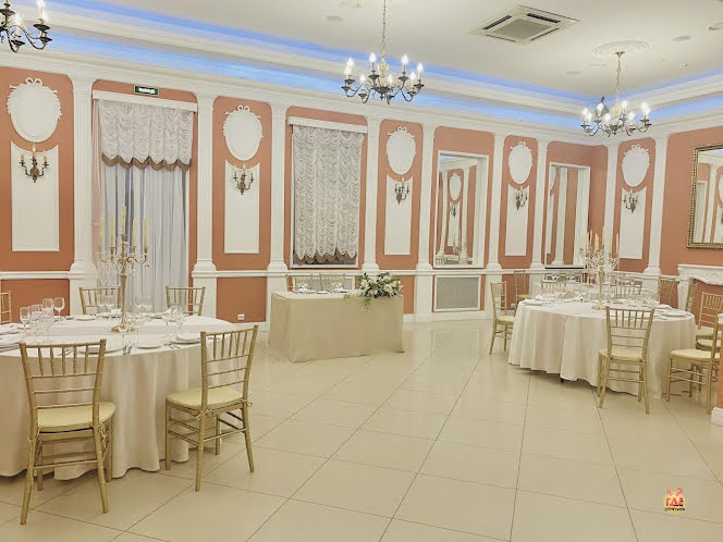 Зал «Екатерининский»  в «Праздник» фотография №2