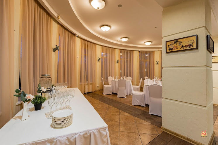 Зал "Каминный" в «Особняк в парке Сосновка» фотография №12