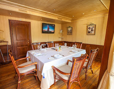  ресторан Yacht Event