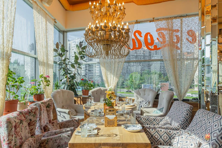 Основной зал в «Гуси-Лебеди» фотография №5