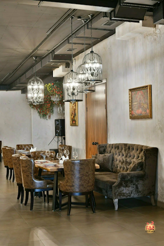 Основной зал в «Менуа» фотография №7