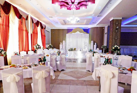 Большой зал в Синий vip-зал