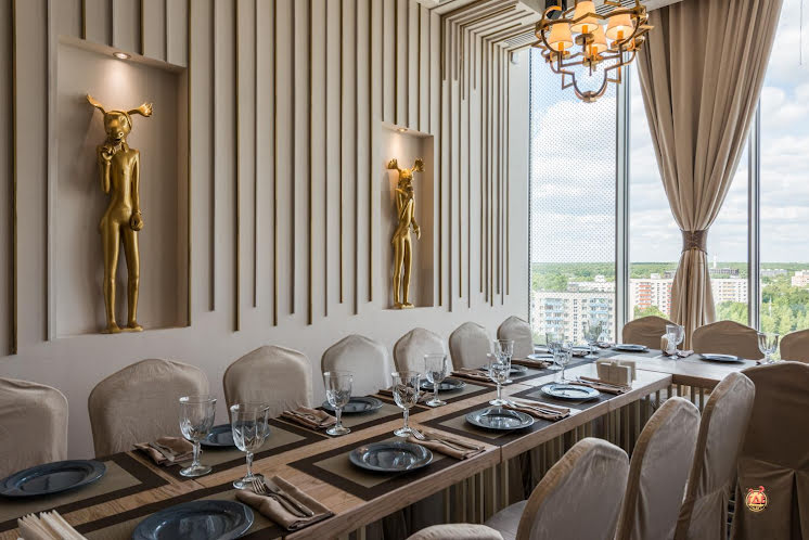 Малый караоке зал в «Сытый лось на Кунцево» фотография №13