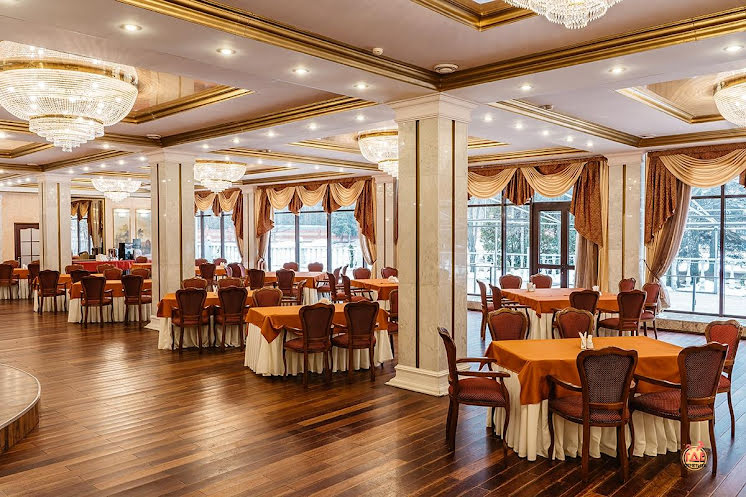 Большой зал в «Ресторан отеля «Тверь»» фотография №3