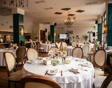 День рождения в Гарденс