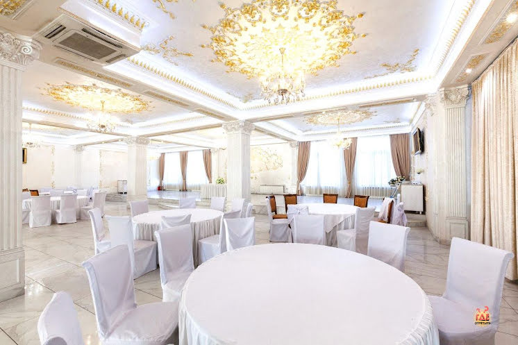 Большой зал в «Шарль Азнавур» фотография №17