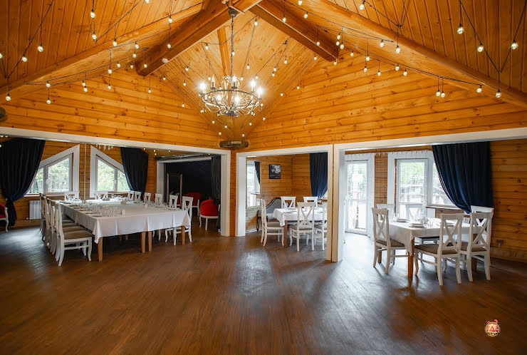 Зал кафе в «Дубрава» фотография №2