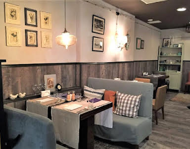  ресторан Burgers and Crabs