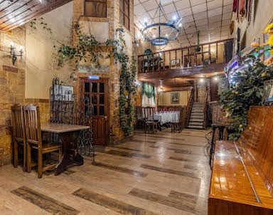  ресторан Замок Атоса