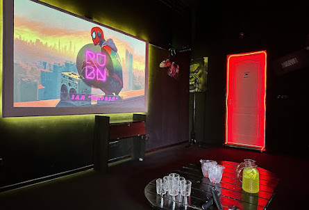 Зал "Марвел" в Зал "Марвел"