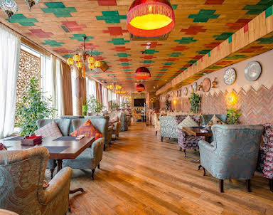  ресторан Чайхана Инжир на Каланчевской