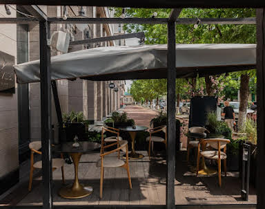  ресторан Сады цветут