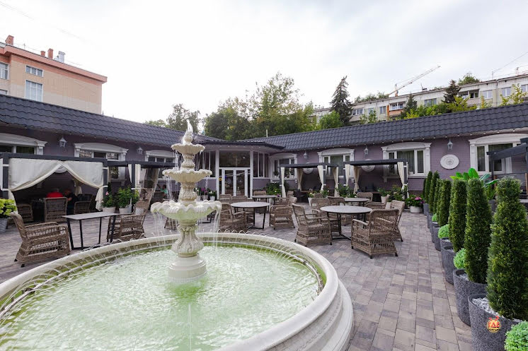 Летняя терраса в «Гранд Фэмили» фотография №4