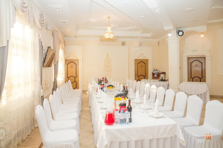 Основной зал  в «Сайран» фотография №6