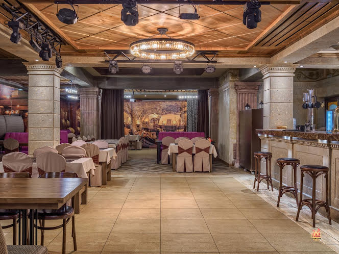 Основной зал в «Мускат» фотография №9