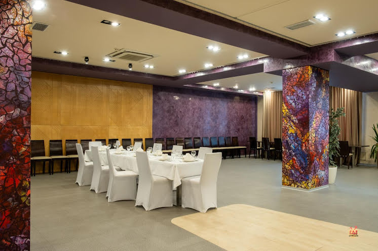 Сиреневый классический зал в «Ладога» фотография №1