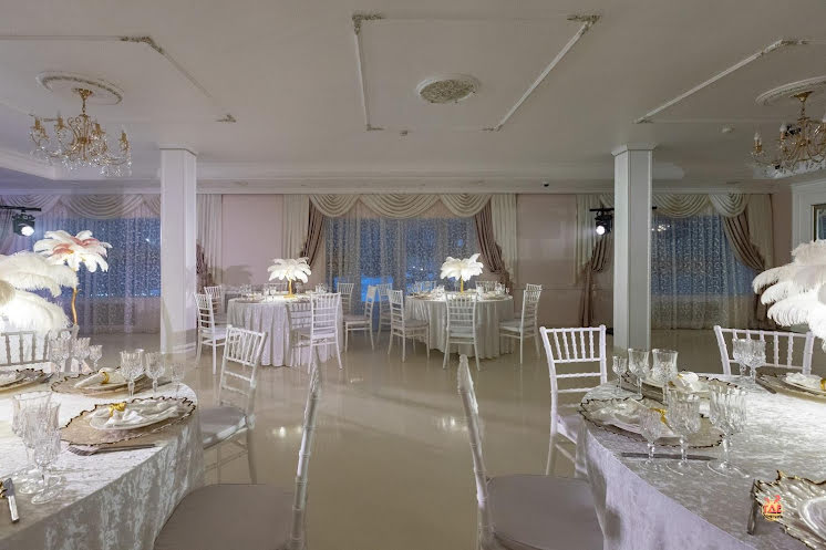 Белый зал в «Кирочный двор» фотография №16