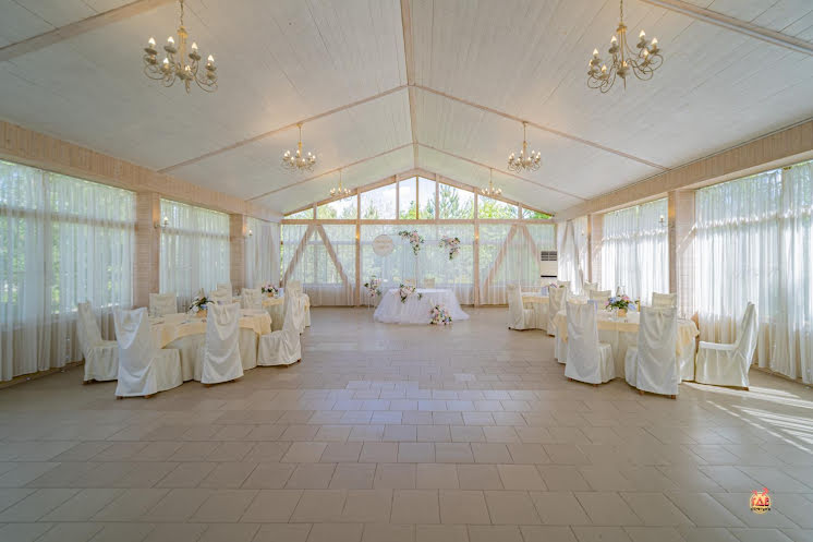 Белый зал в «Старая провинция» фотография №1