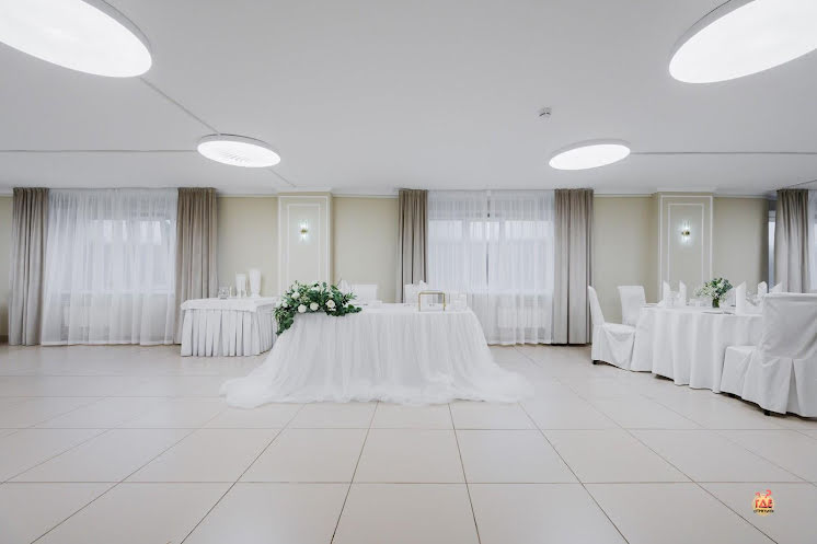 Зал «Виола» в «Космос» фотография №1