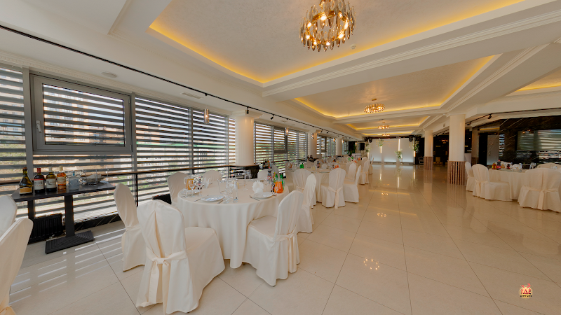 Park restaurant&banquet hall фотография №5