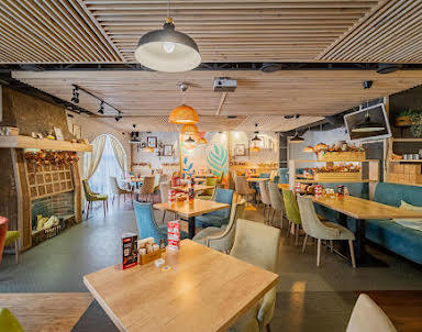  ресторан По чесноку на Академика Королева