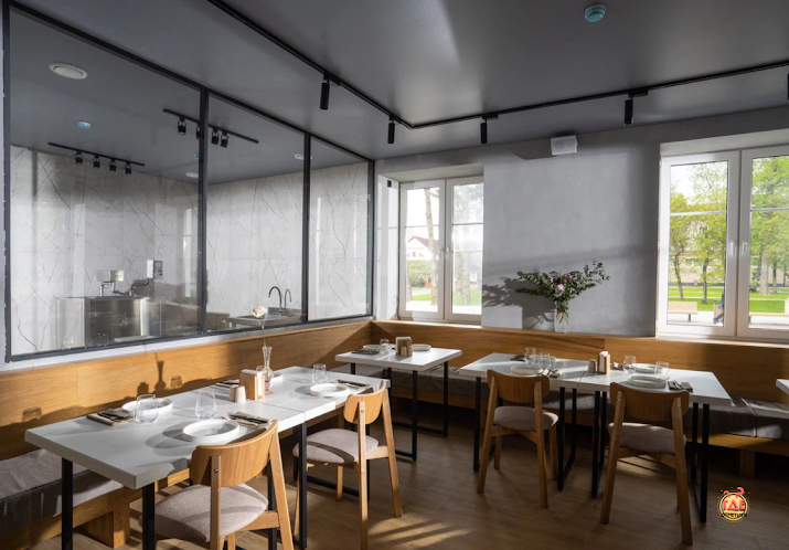 Основной зал  в «Shevol» фотография №2