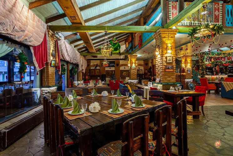 Зал на 1 этаже  в «Не горюй» фотография №17