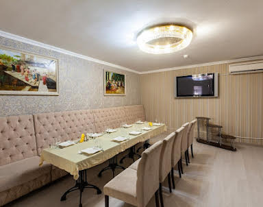  ресторан Страдивари на Анохина