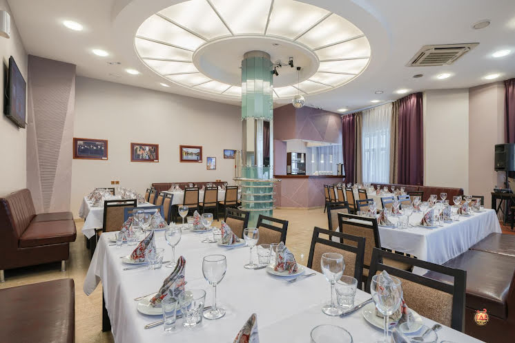 Основной зал в «Кантанелло» фотография №8