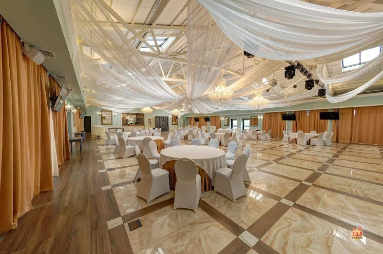 Зал «Банкет-холл» в «Белая лошадь» фотография №8