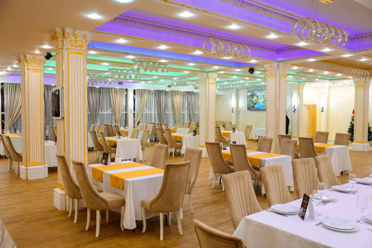 Основной зал в «Кристалл» фотография №1