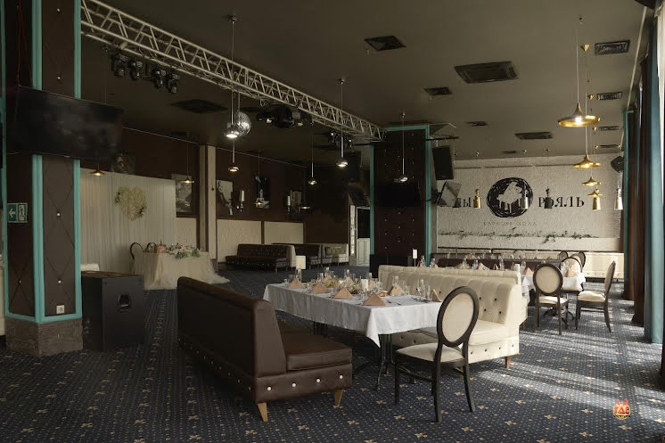 Основной зал в «Белый рояль» фотография №14