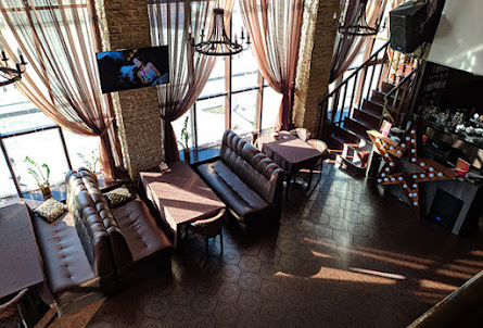 Зал караоке в Каминный зал