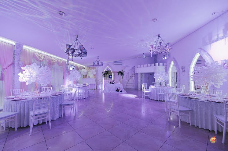 Зеркальный зал в «Кирочный двор» фотография №4