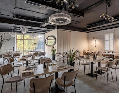  ресторан Avgust 13 vostok