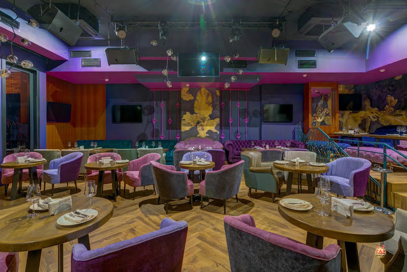 Who Is Who фотография №4