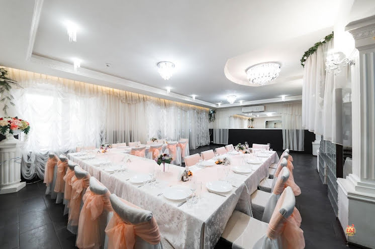 Основной зал в «Graft» фотография №6