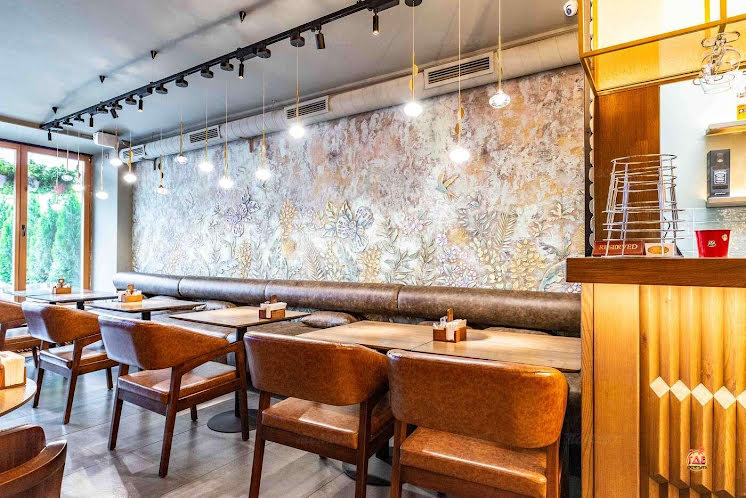 Зал на 1 этаже  в «ЭZО на Камергерском переулке» фотография №3