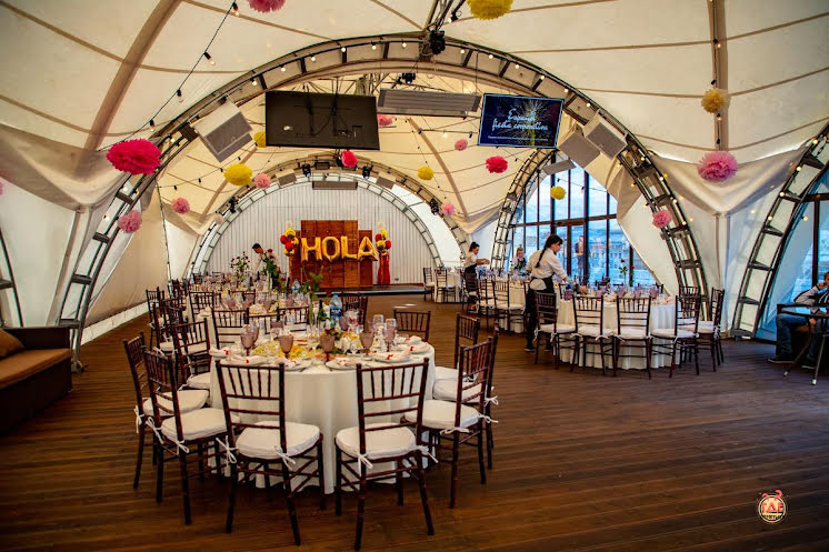 Основной зал в «EVENT ROOF» фотография №10