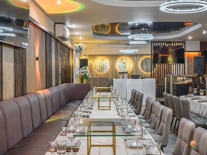 Зал кафе в «Дали» фотография №1