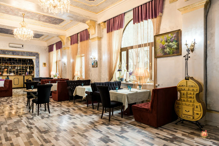 Основной зал в «Колхи» фотография №6