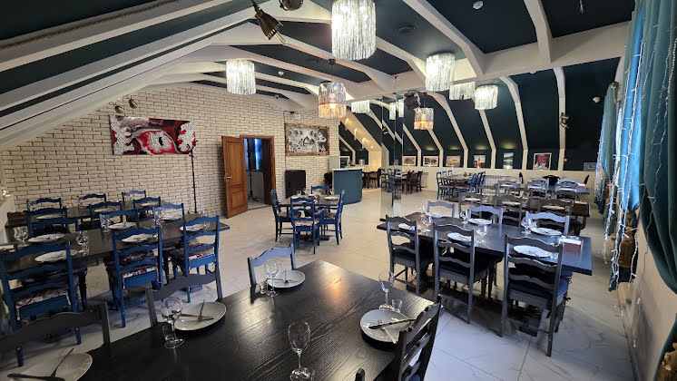 Общий зал 2 этажа в «Мачете» фотография №3