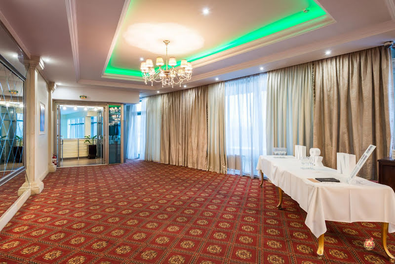 Бакинский бульвар  Аврора фотография №8