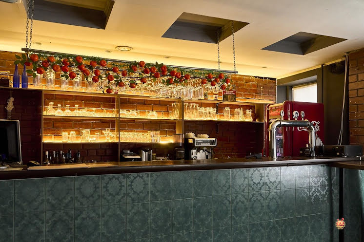 Основной зал  в «Берег» фотография №12